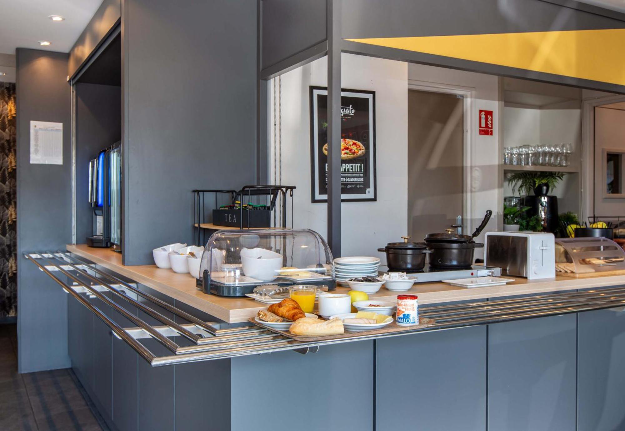 B&B Hotel Chartres Oceane Eksteriør billede